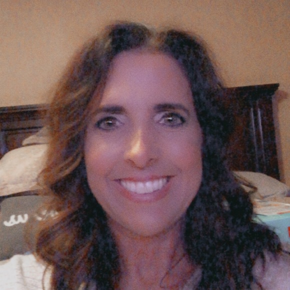 Meet your Posher, Christal - Picture 1 of 1